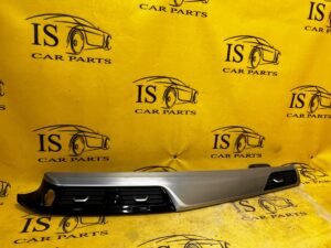 KRATKA NAWIEWU ŚRODKOWA DEKOR CHROM BMW 5 G30