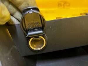 SCHOWEK PÓŁKA TUNELU KONSOLI PRZÓD GNIAZDO ZAPALNICZKI DACIA JOGGER