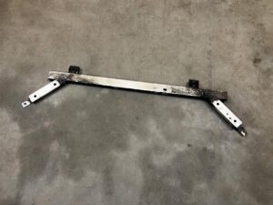 BELKA WZMOCNIENIE GÓRNE ZDERZAKA PASA PRZÓD PRZEDNIEGO VOLVO XC90 II