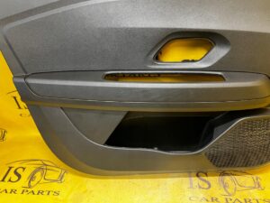 BOCZEK TAPICERKA DRZWI LEWY PRZÓD DACIA SANDERO III 2023R