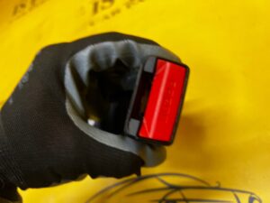 ZAPINKA ZAMEK KLAMRA PASA TYŁ BEZPIECZEŃSTWA ŚRODKOWA ŚRODEK BMW X6 F16