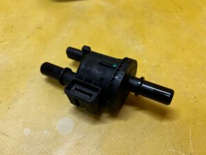 ZAWÓR CZUJNIK OPARÓW PALIWA RENAULT ESPACE VI AUSTRAL