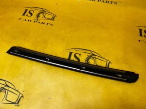 PROWADNICA SZYBY DRZWI PRZÓD LEWY FORD BRONCO 21-