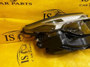 REFLEKTOR LAMPA PRZEDNIA PRZÓD PRAWY LED SUBARU FORESTER VI SL 25-