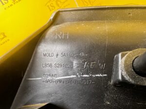 LISTWA NAKŁADKA BŁOTNIKA TYŁ PRAWA PRAWY FORD EXPLORER VI MK6