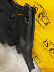 LEWY BOCZEK BAGAŻNIKA TYŁ INFINITI Q30 QX30