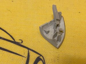 OSŁONA PLASTIK ZAŚLEPKA MERCEDES W257