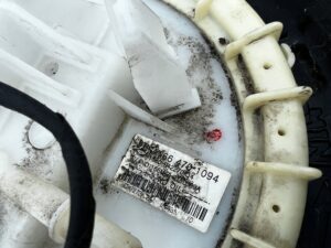 KOMPLET ZBIORNIK BAK POMPA WLEW PALIWA MERCEDES GL X166 4.7 V8 4MATIC 4X4