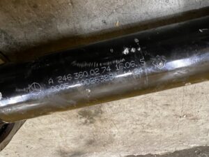 PÓŁOŚ PRZÓD PRZEDNIA PRAWA PRAWY MERCEDES CLA C117 2.2 DIESEL