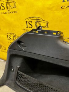 BOCZEK BAGAŻNIKA LEWY PORSCHE CAYENNE II 7P5