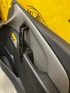 BOCZEK TAPICERKA DRZWI PRAWY PRZÓD CITROEN C4 GRAND PICASSO II