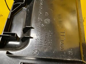 SCHOWEK DESKI KONSOLI PASAŻERA BEŻOWY BMW F10