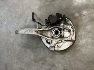 ZWROTNICA PIASTA TARCZA ZACISK PRZÓD LEWY VOLVO XC90 II 2.0 D D4