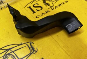 KANAŁ TUNEL POWIETRZA RANGE ROVER VELAR L560