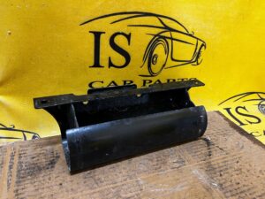 BLACHA MOCOWANIE WSPORNIK UCHWYT ZAWIESZENIA LAND ROVER DISCOVERY L550