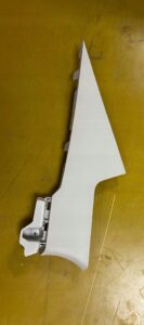 POSZYCIE SŁUPKA C TYŁ TYLNEGO LEWE RENAULT MEGANE IV SEDAN