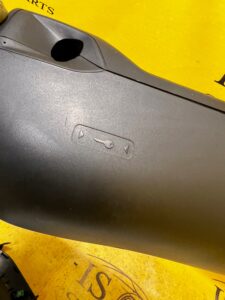 OSŁONA OBUDOWA KOLUMNY KIEROWNICZEJ BMW F40