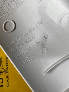 OSŁONA POSZYCIE SŁUPKA A PRZÓD LEWE LEWY PEUGEOT 5008 II 3008 II