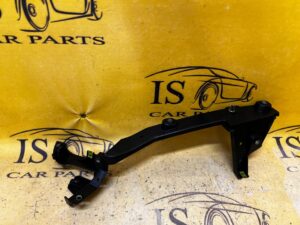 MOCOWANIE POSZYCIA OSŁONY SŁUPKA C TYŁ PRAWY PORSCHE PANAMERA 970 I LIFT