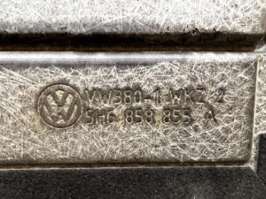 PŁYTA PODŁOGA WYKŁADZINA DYWAN BAGAŻNIKA VOLKSWAGEN GOLF VIII HB