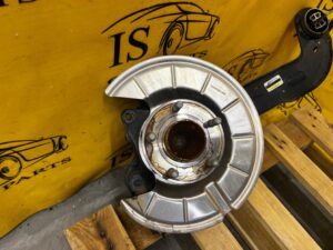 ZWROTNICA PIASTA WAHACZ TYŁ PRAWY FORD ESCAPE MK4 FWD 2WD 1.5 ECOBOOST