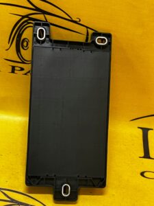 SKRZYNKA BEZPIECZNIKÓW RANGE ROVER EVOQUE II L551