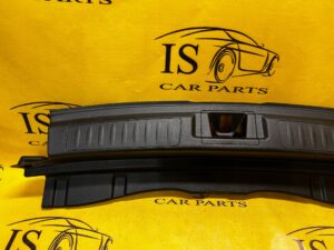 OSŁONA PASA TYŁ PROGU BAGAŻNIKA INFINITI Q30 QX30