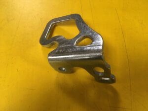 WSPORNIK MOCOWANIE KANAPY TYŁ MERCEDES INFINITI