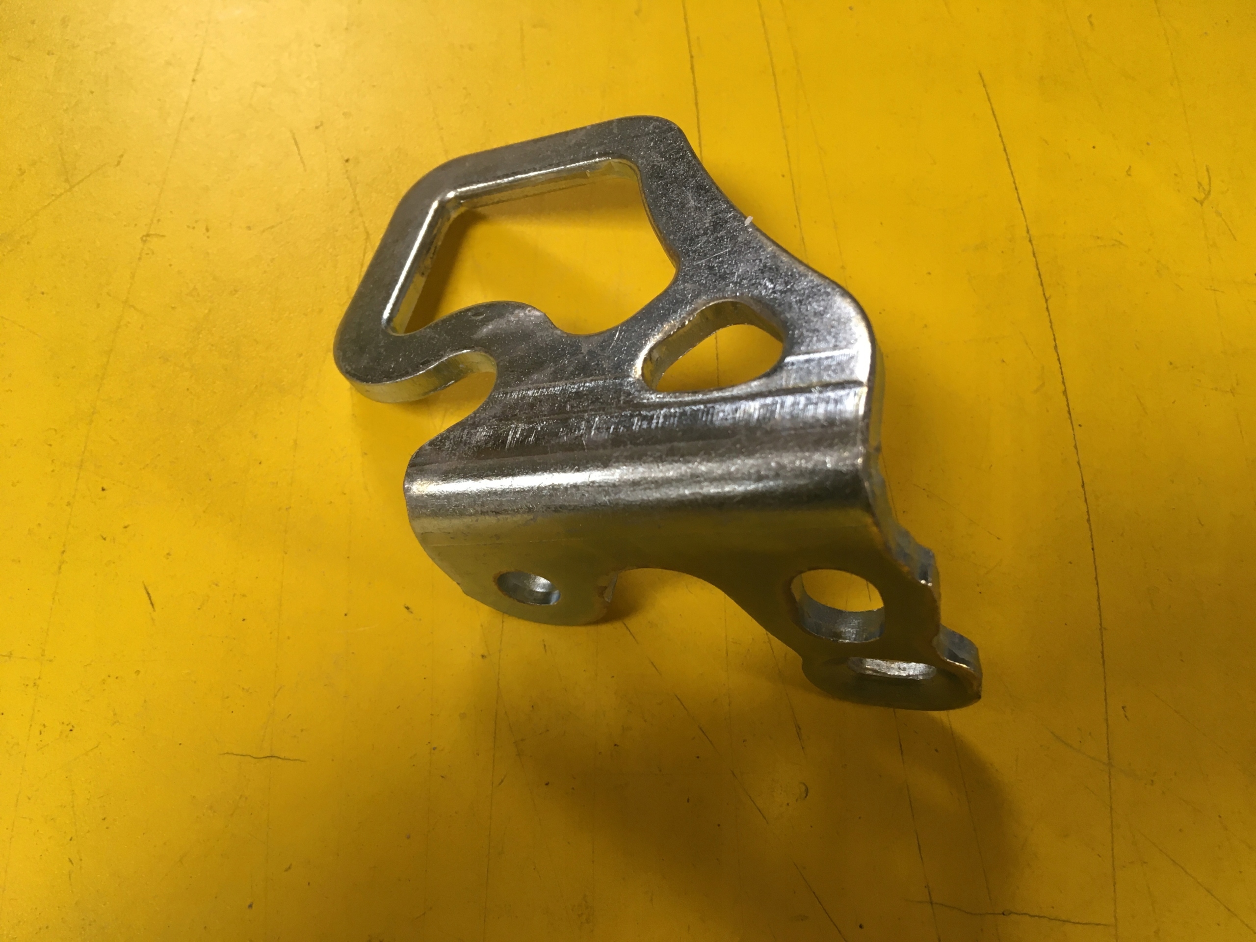 WSPORNIK MOCOWANIE KANAPY TYŁ MERCEDES INFINITI