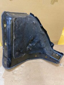 OSŁONA ZAŚLEPKA BLACHA FORD MUSTANG MK6 VI S550