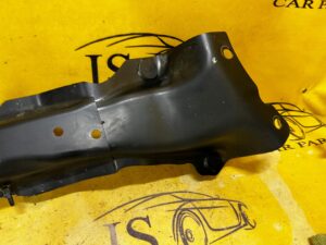 UCHWYT PODPORA PŁYTA PODŁOGI NADWOZIA LAND ROVER DISCOVERY SPORT L550