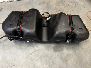 FORD KUGA III MK3 DIESEL ZBIORNIK BAK PALIWA POMPA