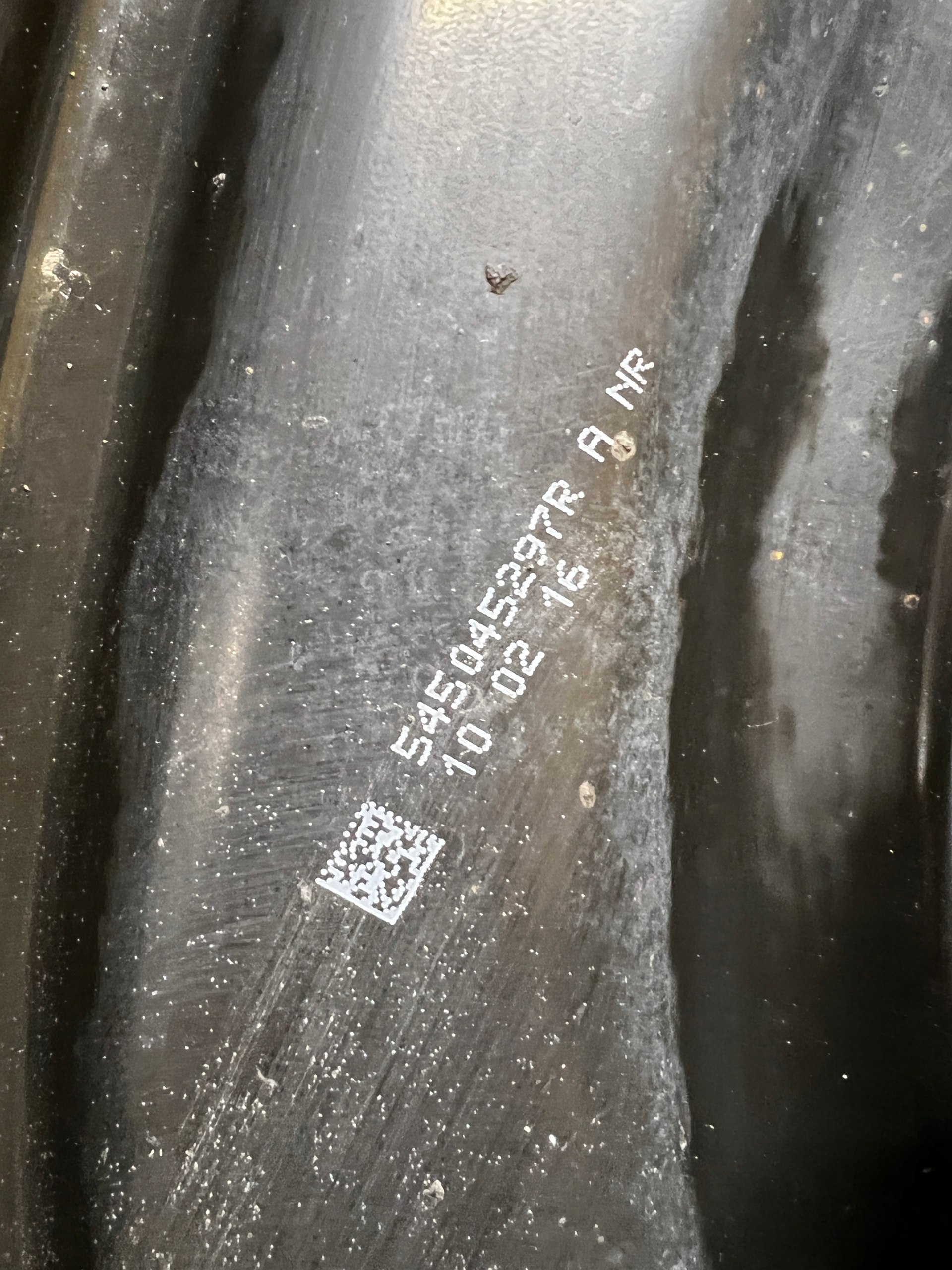 WAHACZ PRAWY PRZÓD RENAULT MEGANE IV 1.2 1.5 1.3