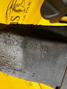 OGRANICZNIK DRZWI TYŁ LEWY MERCEDES C-KLASA W206