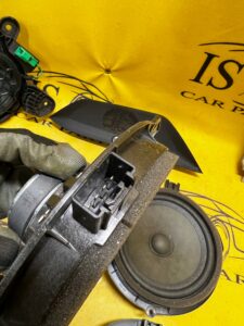 ZESTAW NAGŁOŚNIENIE GŁOŚNIKI BANG OLUFSEN FORD KUGA MK3