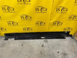 LISTWA PROGOWA PRÓG LEWA LEWY LAND ROVER DISCOVERY V L462