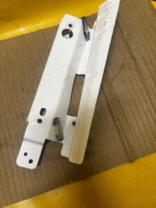 STELAŻ MOCOWANIE PRAWE RANGE ROVER VOGUE L405