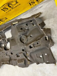 WYGŁUSZENIE GRODZI LAND ROVER DISCOVERY SPORT L550