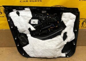 TAPICERKA DRZWI PRAWY PRZÓD RANGE EVOQUE L551 RHD