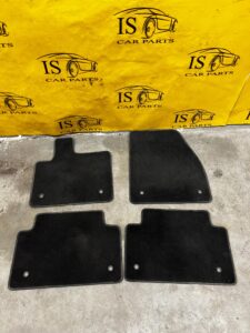 KOMPLET DYWANIKI WELUROWE PRZÓD TYŁ LR RANGE ROVER EVOQUE II L551 EUROPA