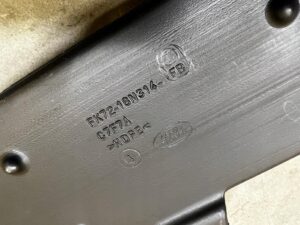 DOLOT KANAŁ TUNEL POWIETRZA LAND ROVER DISCOVERY V L550