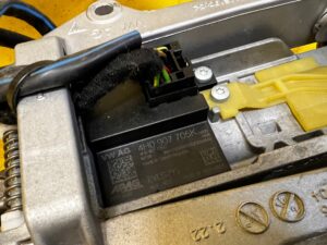 KOLUMNA KIEROWNICZA ELEKTRYCZNA PORSCHE PANAMERA 970 I LIFT