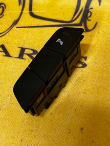 PANEL PRZEŁĄCZNIK PRZYCISK PDC FORD KUGA MK3 UK