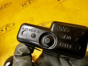 POPIELNICZKA SCHOWEK KONSOLI MERCEDES CLS W218