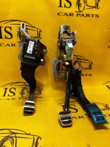 KOMPLET PEDAŁÓW GAZ HAMULEC SPRZĘGŁO FORD KUGA MK3