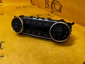 PRZEŁĄCZNIK PANEL STEROWANIA KLIMATYZACJI MERCEDES CLS W218 EU