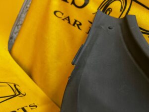 OSŁONA NAKŁADKA GÓRNA PASA PRZEDNIEGO PORSCHE PANAMERA 970 I LIFT