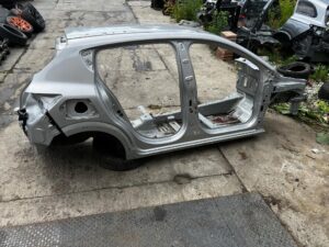 ĆWIARTKA BŁOTNIK PODŁUŻNICA PRÓG BOK PRAWY DACIA SANDERO III STEPWAY