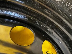 KOŁO ZAPASOWE DOJAZDOWE FELGA OPONA OPEL KARL 105/70 R14
