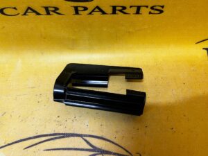 ZAŚLEPKA SZYNY FOTELA PRAWEGO MERCEDES W213